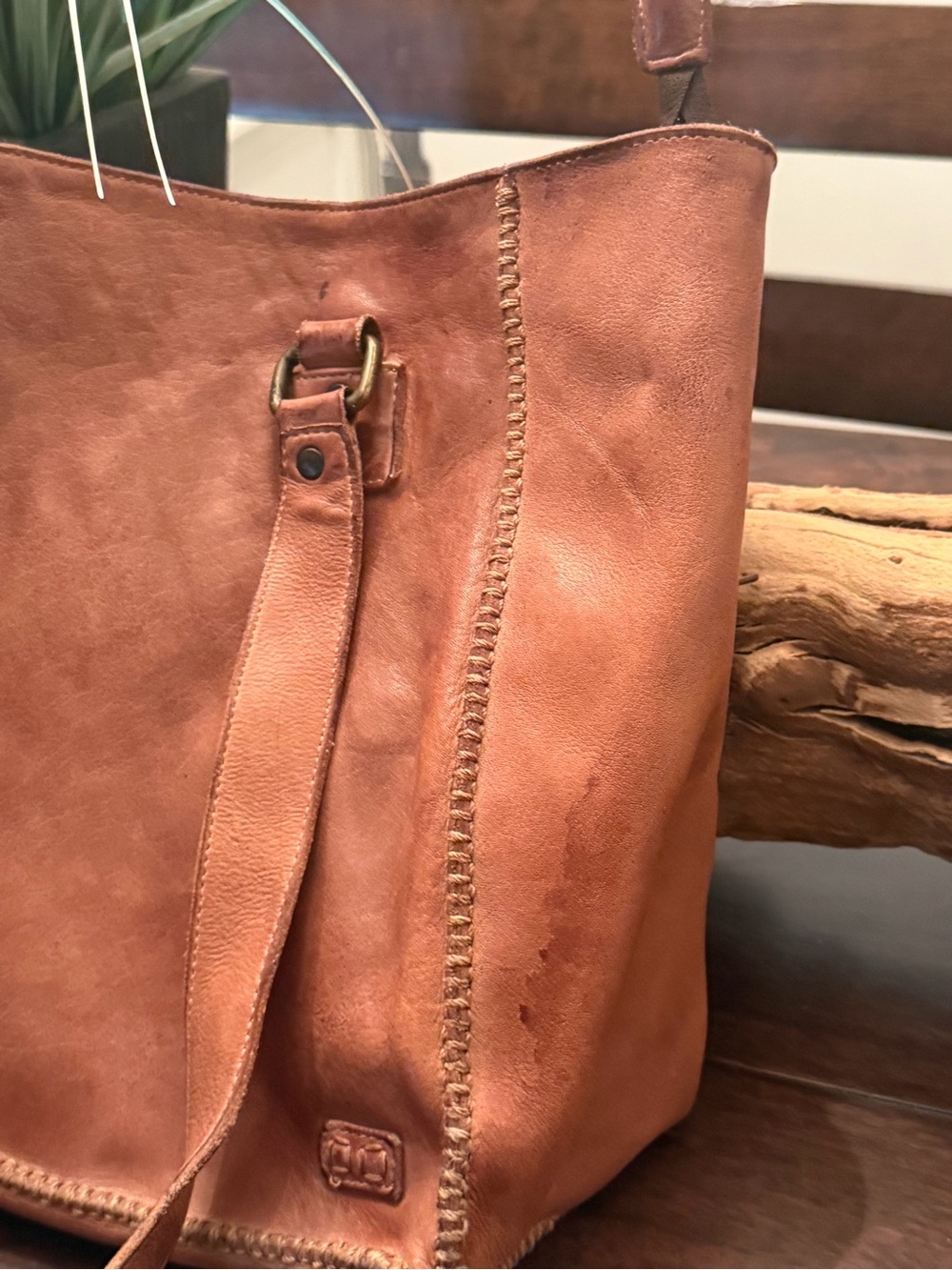 BED|STÜ Celindra LTC Distressed Leather Zip-Top Tote Bag (A - Picture 5 of 8